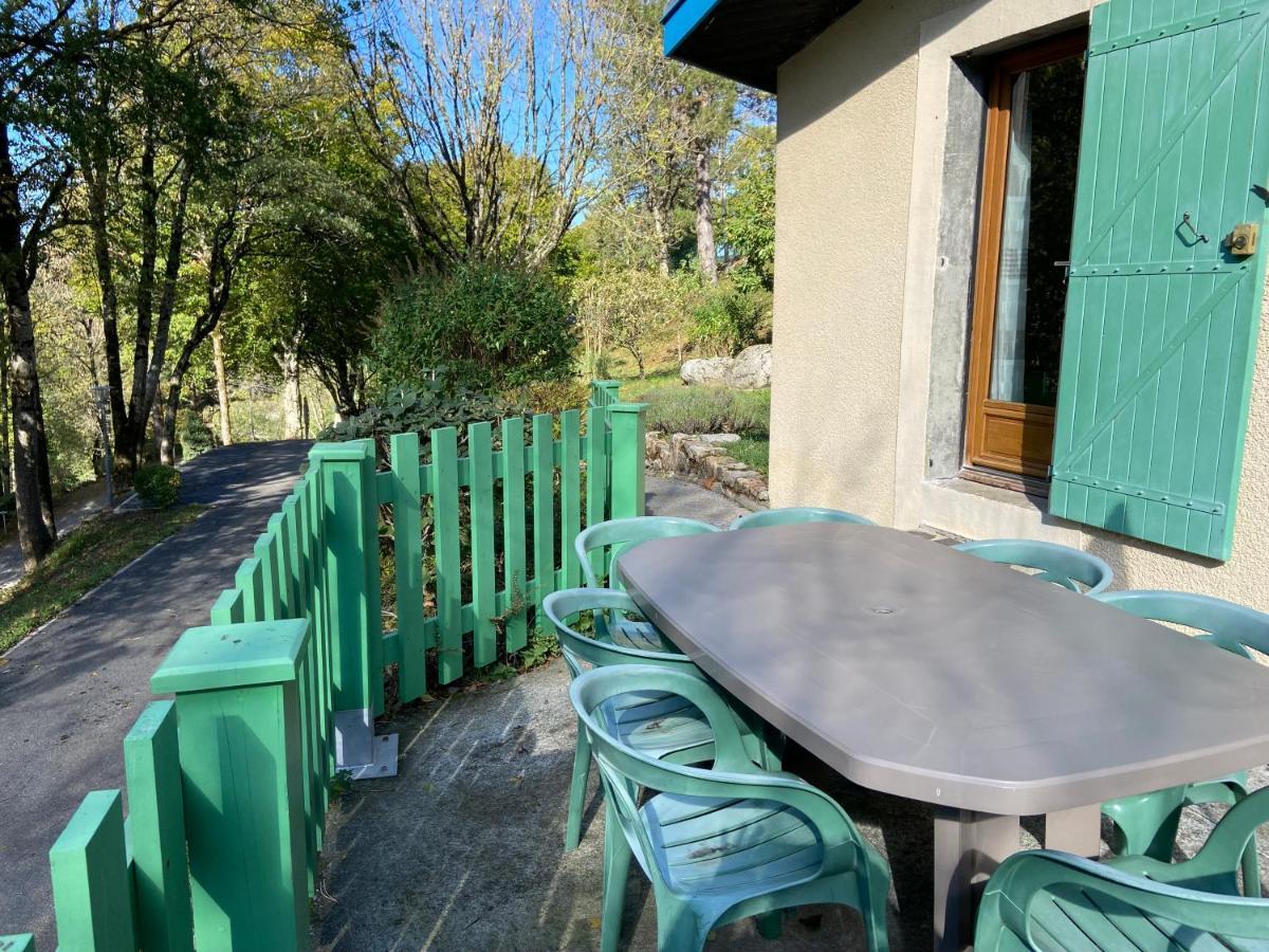 Village Vacances Du Camboussel Brassac  エクステリア 写真