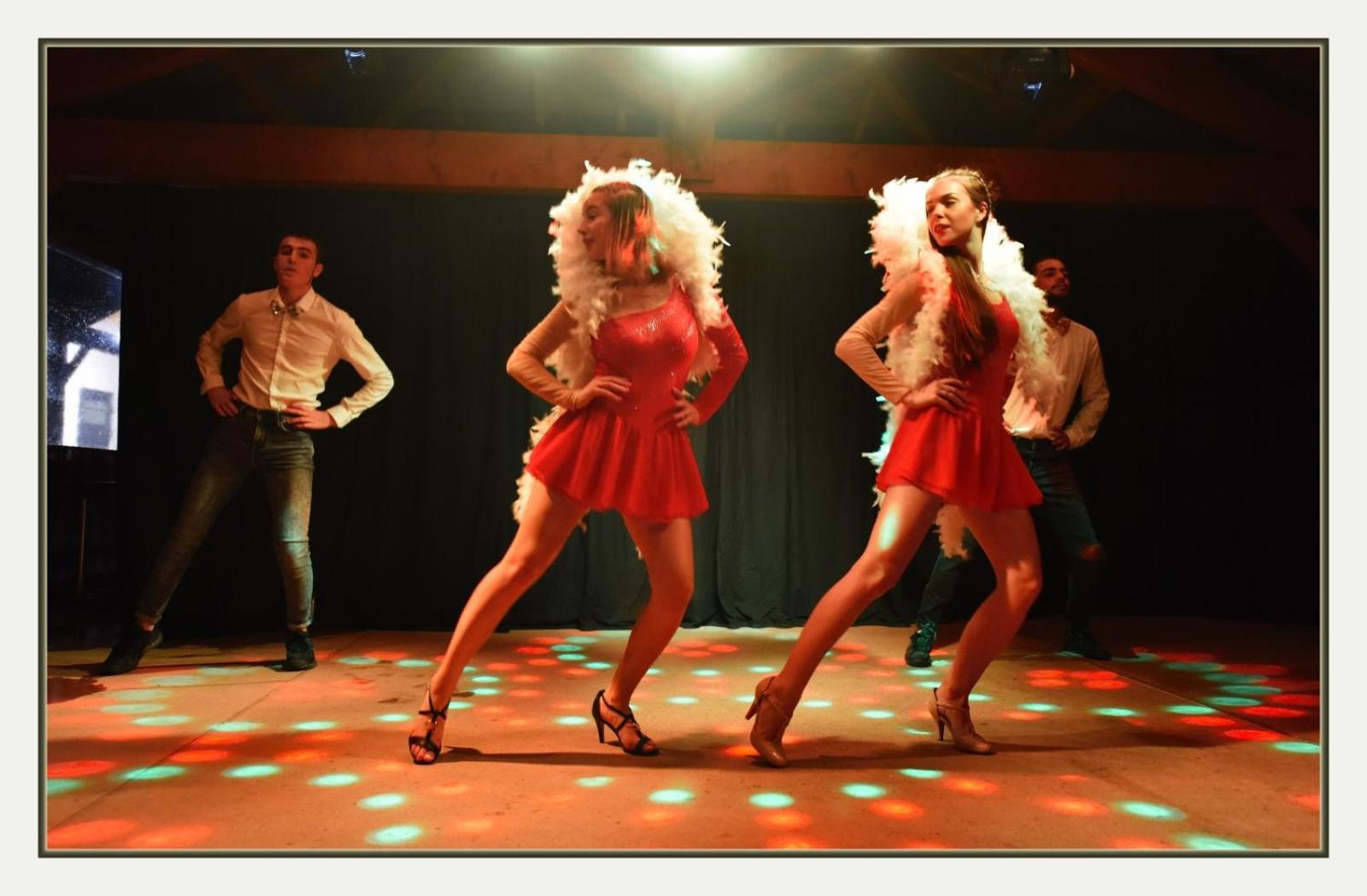 Village Vacances Du Camboussel Brassac  エクステリア 写真